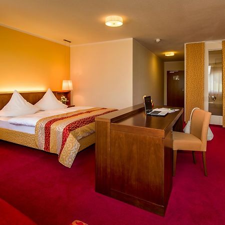 Leinburg Hotel-Restaurant Distlerhof מראה חיצוני תמונה