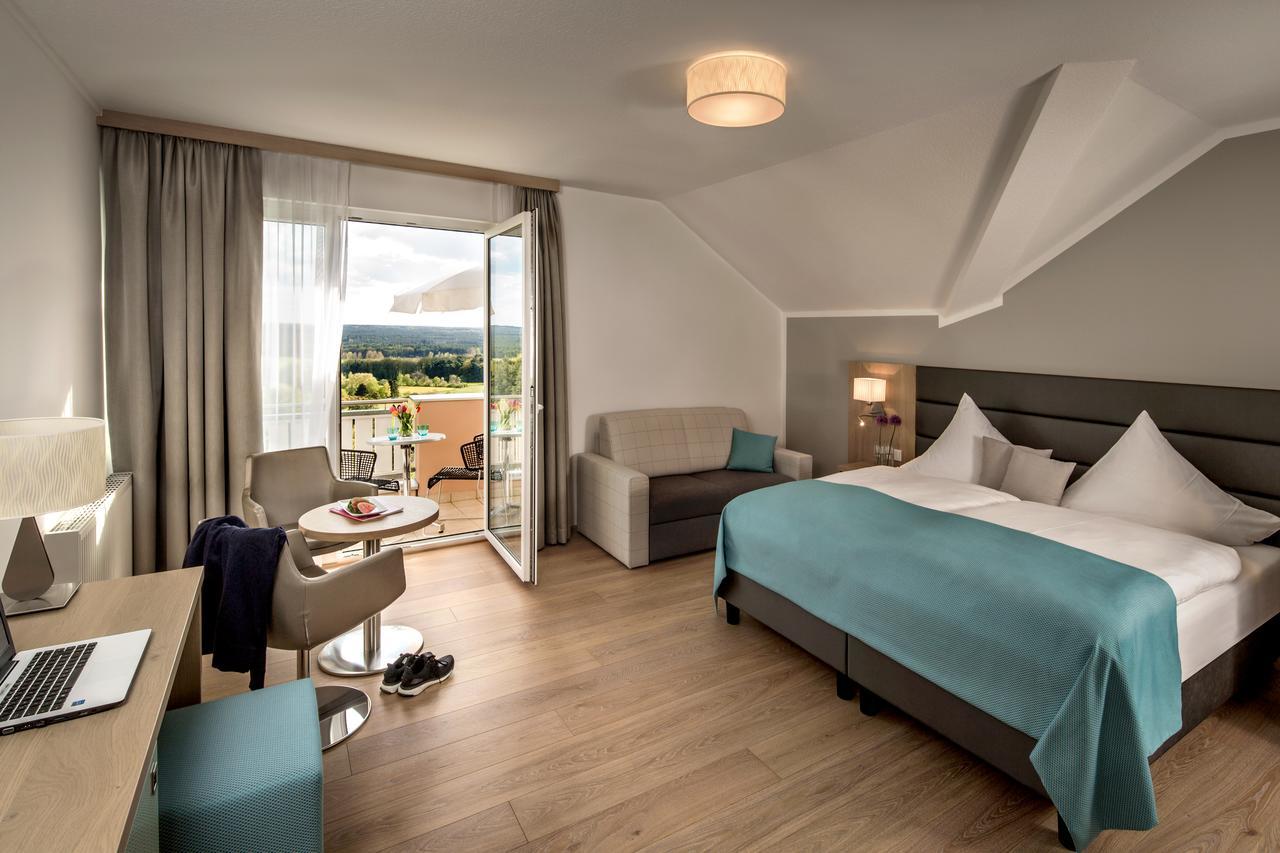 Leinburg Hotel-Restaurant Distlerhof מראה חיצוני תמונה